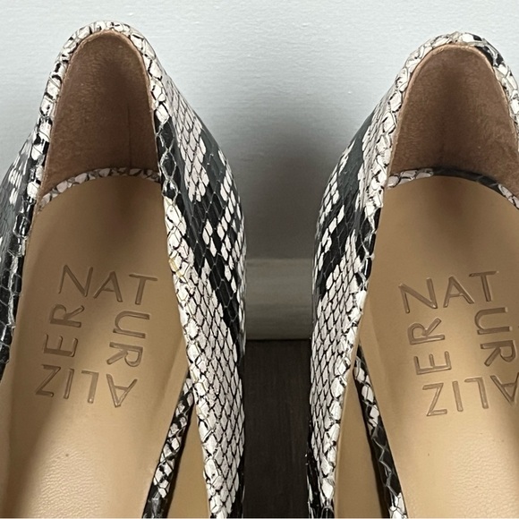NWOT Naturalizer Snakeskin Women’s Heels - Picture 11 of 11